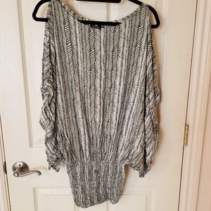 Green herringbone patterned top